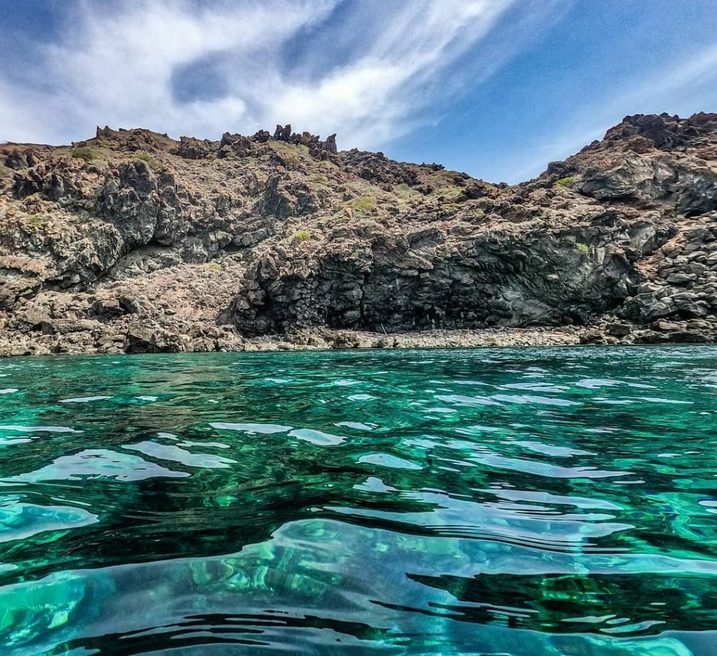 Pantelleria La Perla Nera Del Mediterraneo Cook In Travel